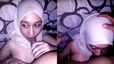 Bokep Indo Wawa Jilbab Deepthroat Lumer WOT HD